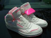 reebok double tongue shoes